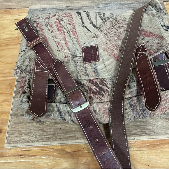 FREDD & BASHA Elephant Art Multi Canvas & Leather Crossbody Messenger Bag - Picture 14 of 14